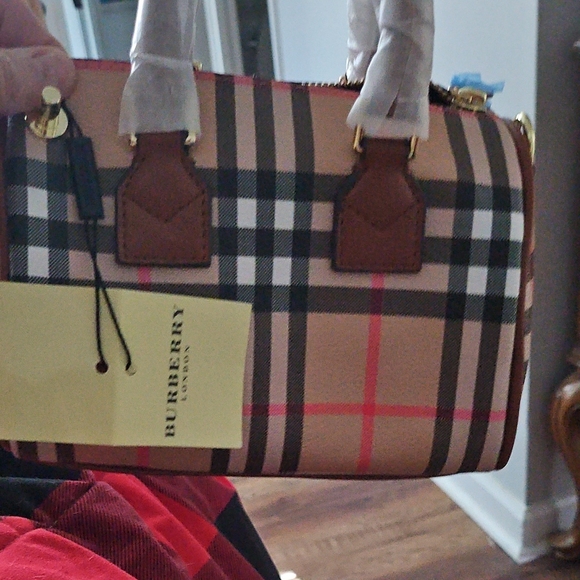 Burberry Tan and Brown Satchel with Iconic Check Pattern - Picture 1 of 12